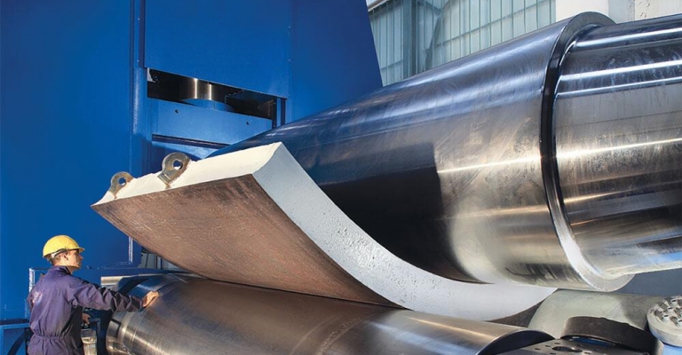 Hydraulic cylinders for hydraulic presses