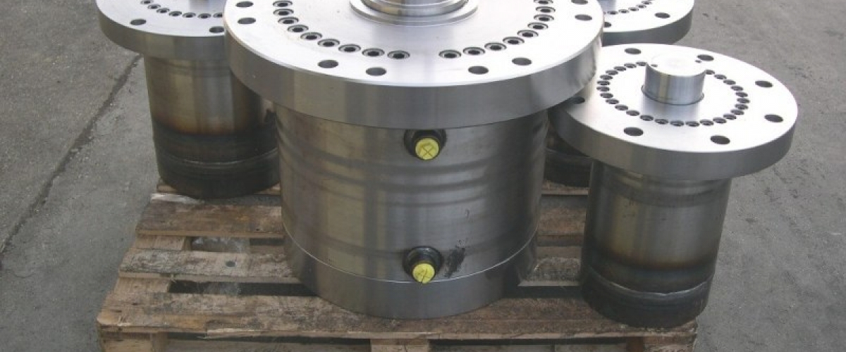 Überholung von Hydraulikzylindern